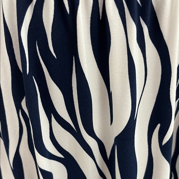 Amazon Women's Navy and White Maxi Dress - Picture 3 of 4